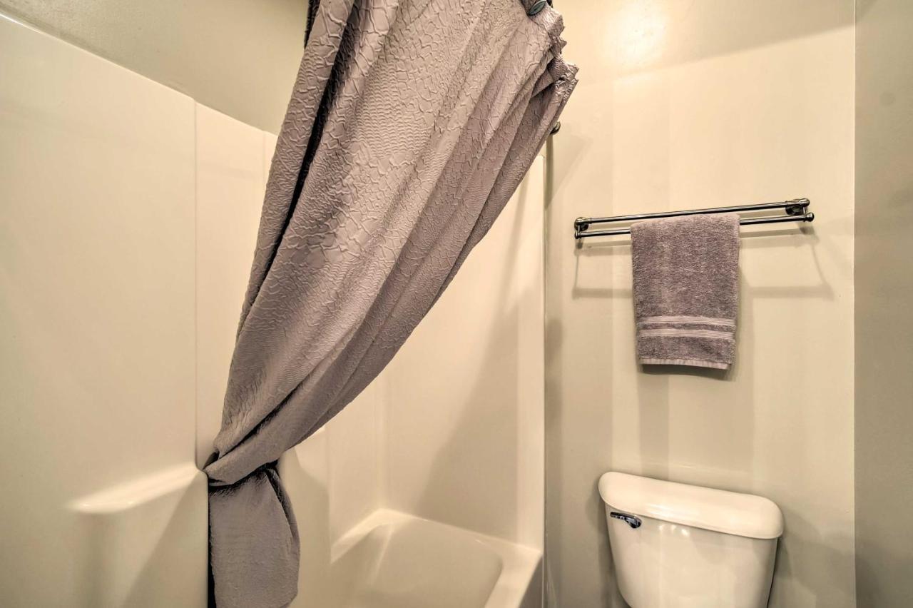 Lovely Myrtle Beach Condo With Community Pool! Bagian luar foto